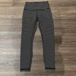 Lululemon Wunder Under High Rise Tights 28" Parallel Stripe Black & White sz 6